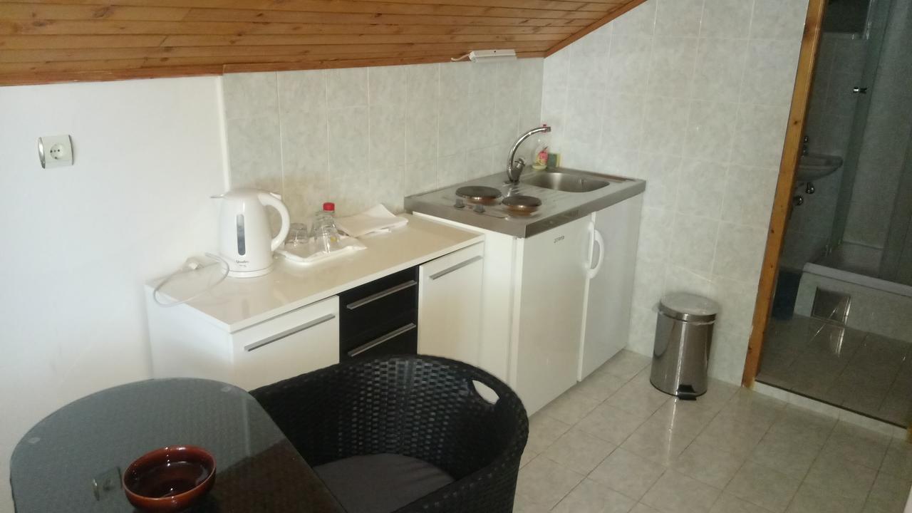 Krkahaus Hotel Lozovac Buitenkant foto