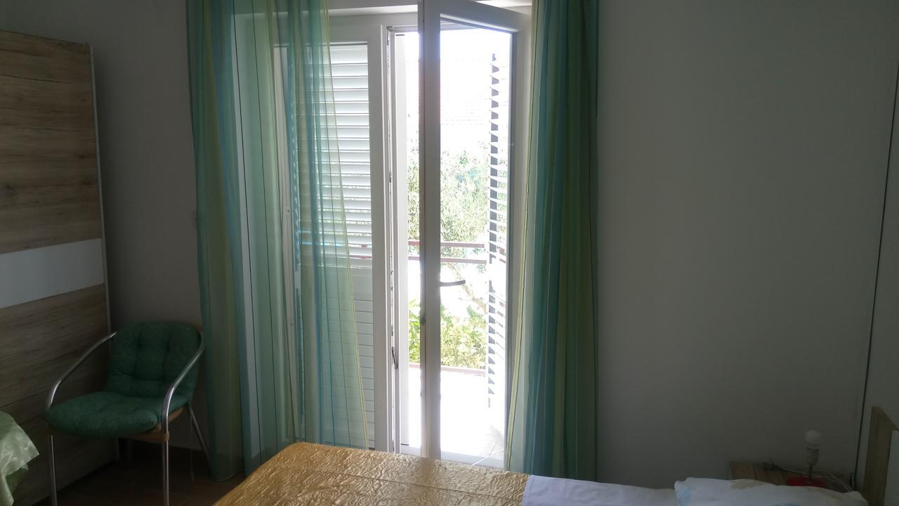 Krkahaus Hotel Lozovac Buitenkant foto