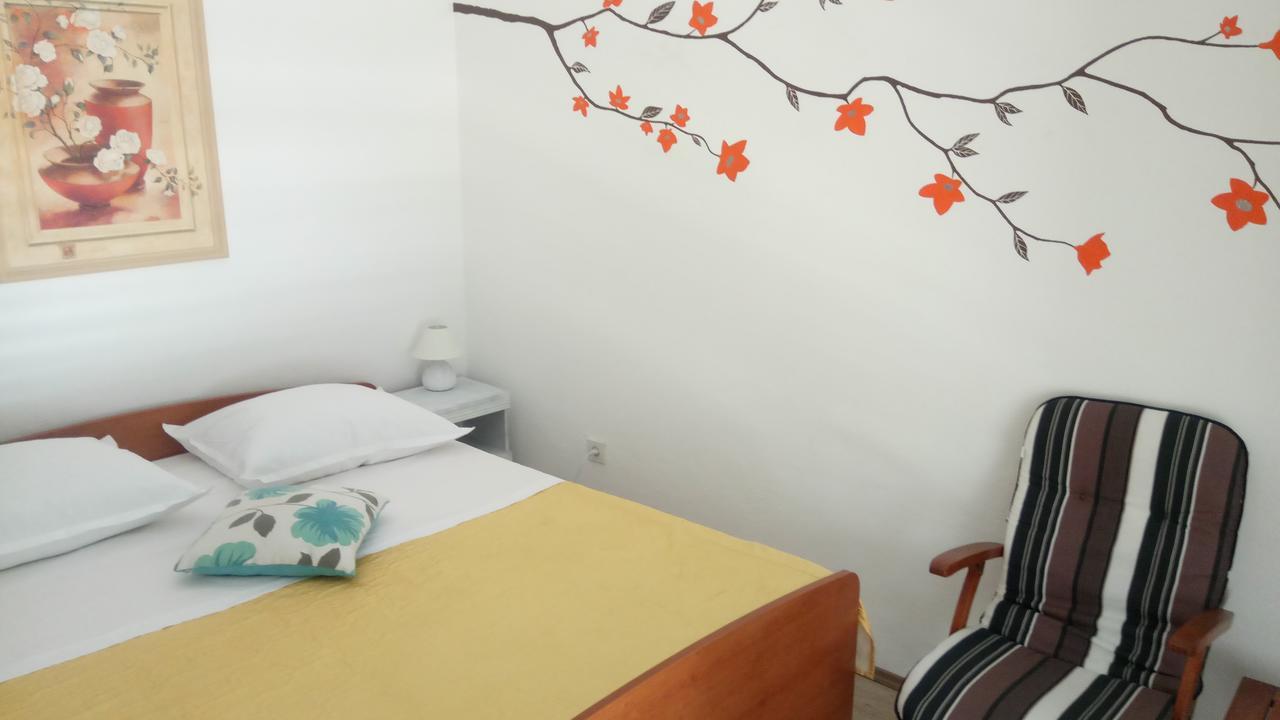 Krkahaus Hotel Lozovac Buitenkant foto